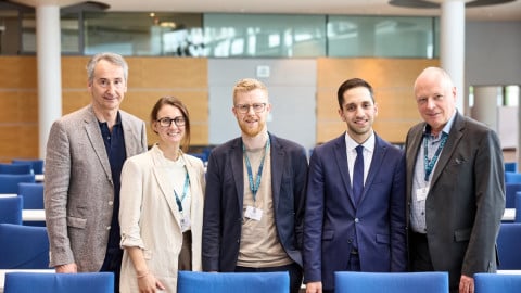 Prof. Bernhard Schwaab, Vorstandsmitglied der Herzstiftung / Past-Präsident der DGPR, Dr. rer. nat. Julia Schönfeld, Dr. med. Bastian Schrader, Dr. med. Berkan Kurt, Dr. Eike Langheim, Präsident der DGPR